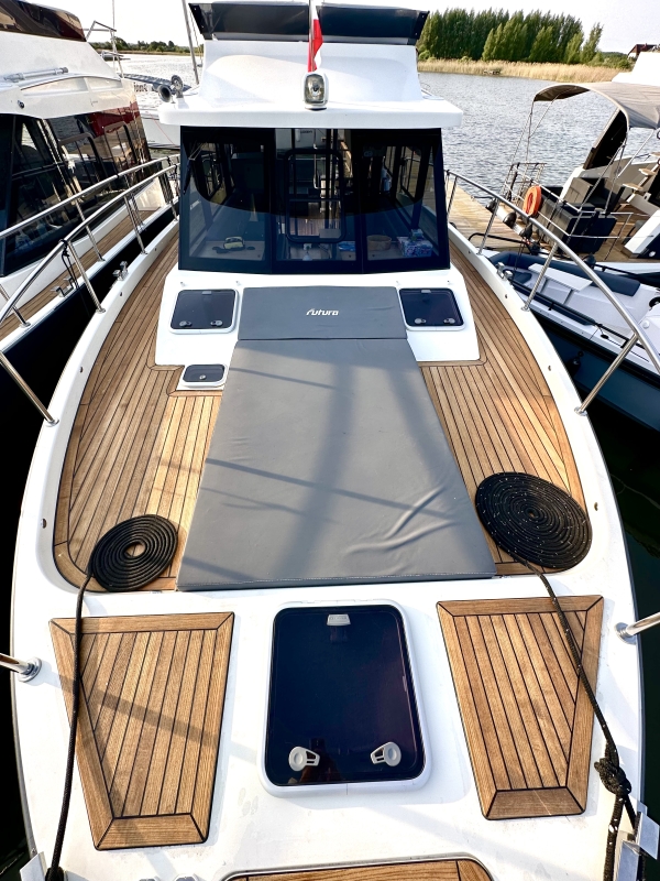 2020 Cobra Yachts Futura 40 Grand Horizon zu verkaufen (photo 3)