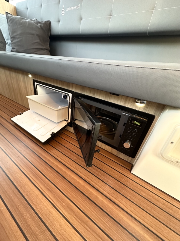 2020 Cobra Yachts Futura 40 Grand Horizon zu verkaufen (photo 13)