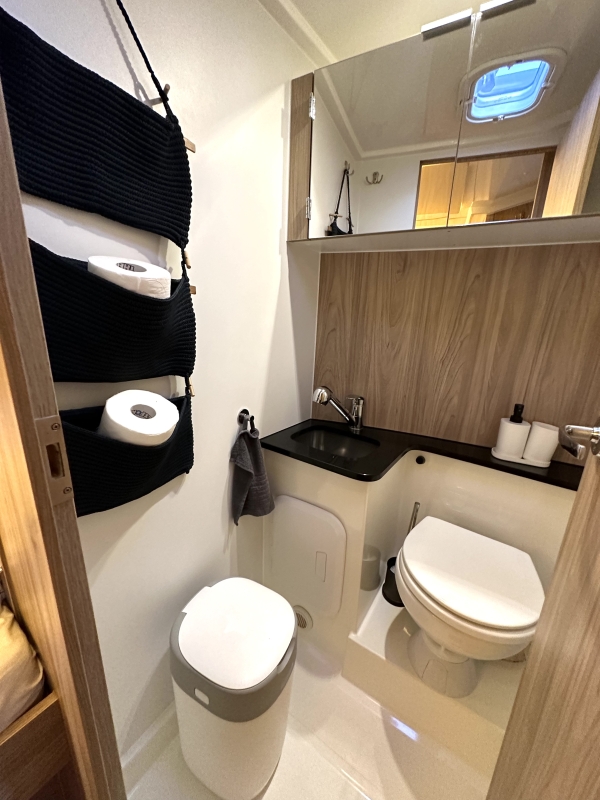 2020 Cobra Yachts Futura 40 Grand Horizon zu verkaufen (photo 16)