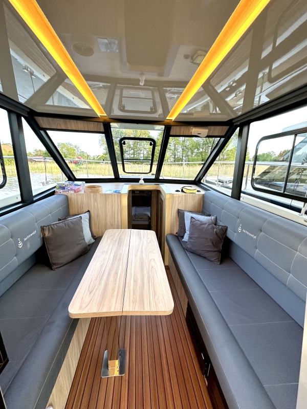 2020 Cobra Yachts Futura 40 Grand Horizon zu verkaufen (photo 17)