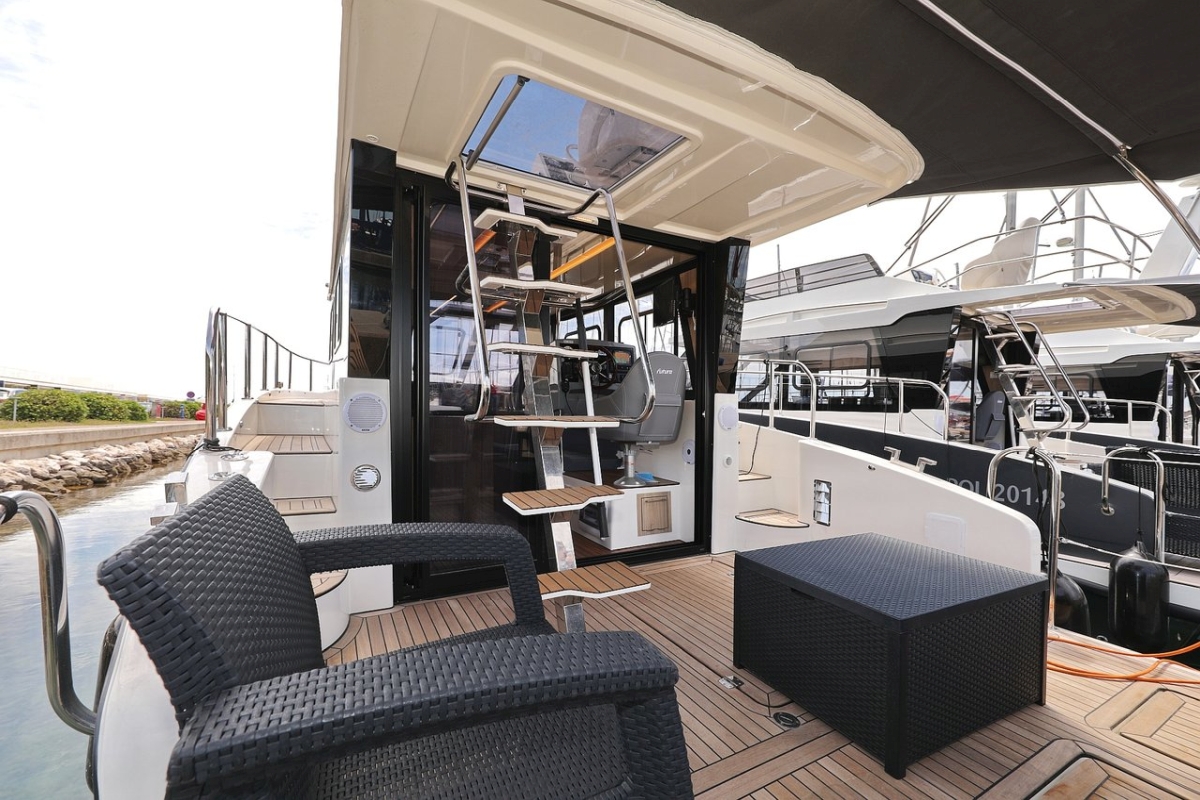 2020 Cobra Yachts Futura 40 Grand Horizon zu verkaufen (photo 22)