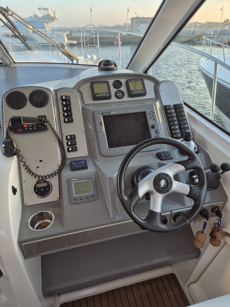 2008 Cruisers Yachts 390 Coupe en venta (photo 9)