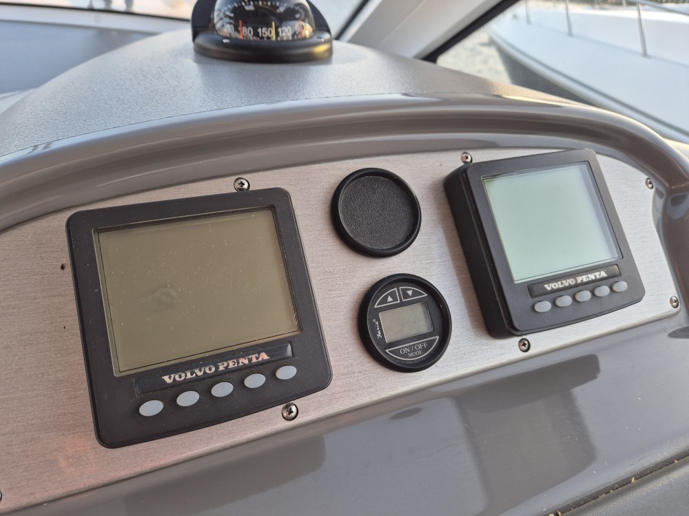 2008 Cruisers Yachts 390 Coupe en venta (photo 13)