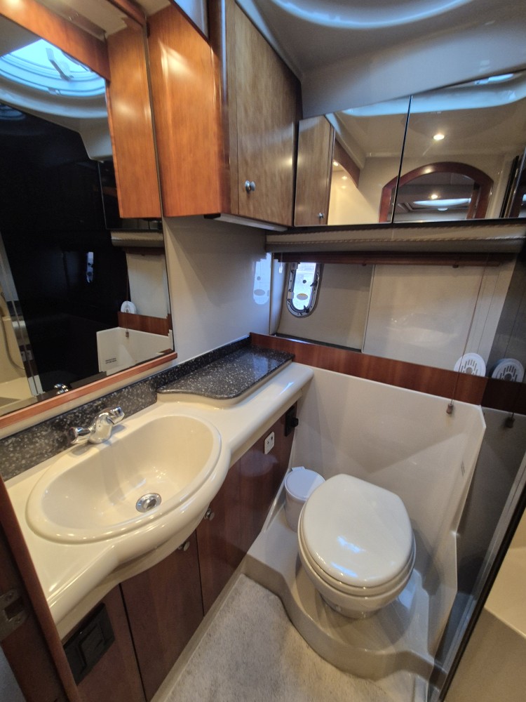 2008 Cruisers Yachts 390 Coupe en venta (photo 25)