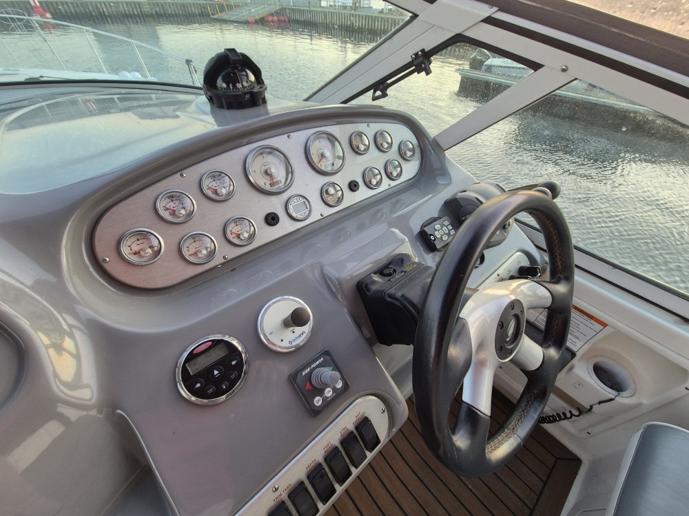 2006 Cruisers Yachts 370 Express zu verkaufen (photo 7)