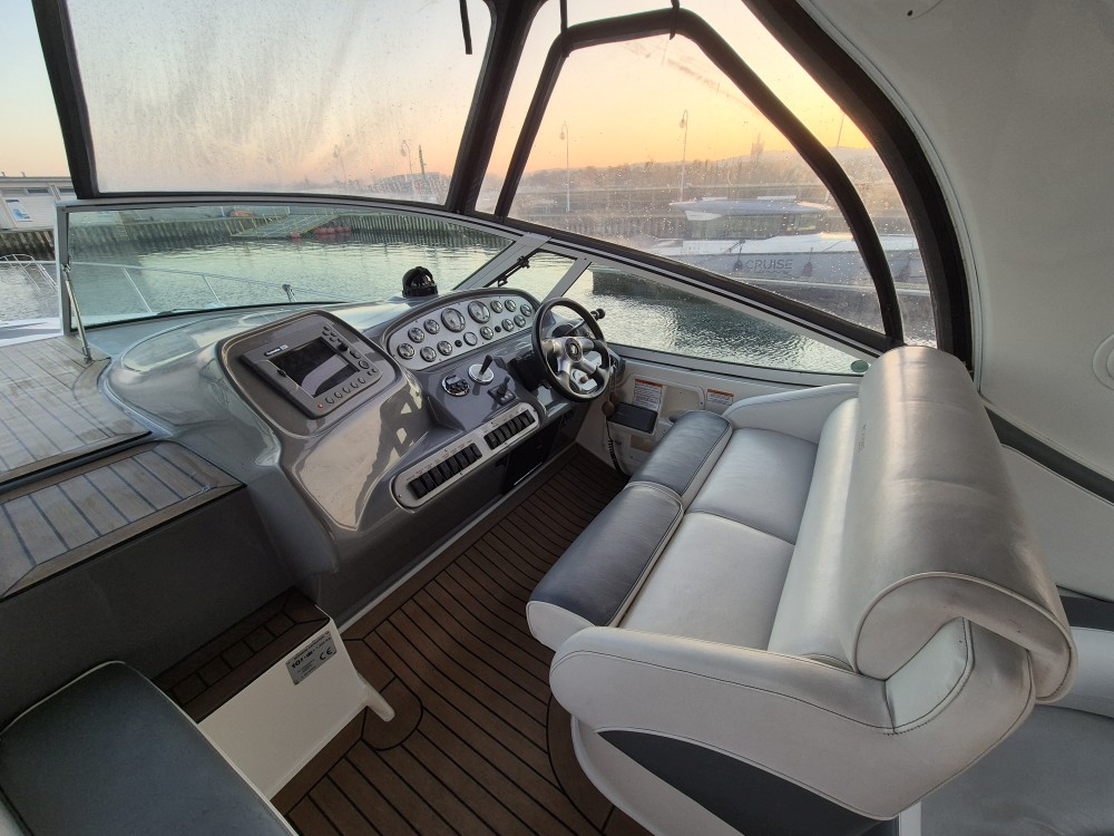2006 Cruisers Yachts 370 Express zu verkaufen (photo 13)