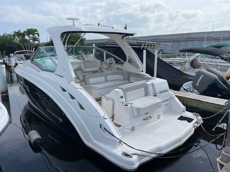 2013 Chaparral 310 Signature à vendre (photo 2)