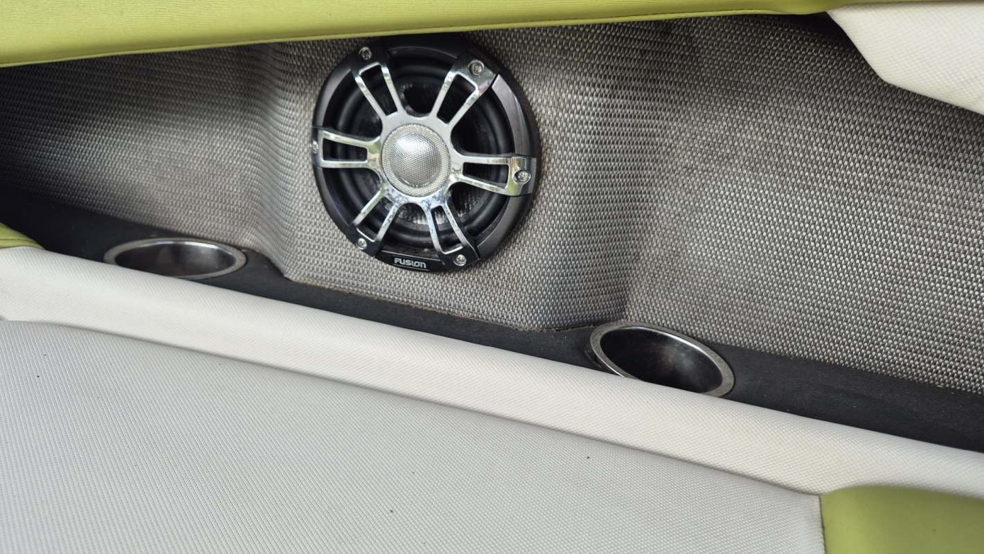 2017 Glastron 245 GTS na sprzedaż (photo 11)