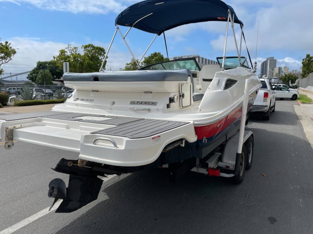 2016 Sea Ray 240 Sundeck for sale (photo 6)