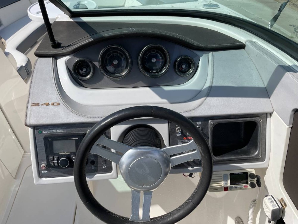 2016 Sea Ray 240 Sundeck for sale (photo 17)