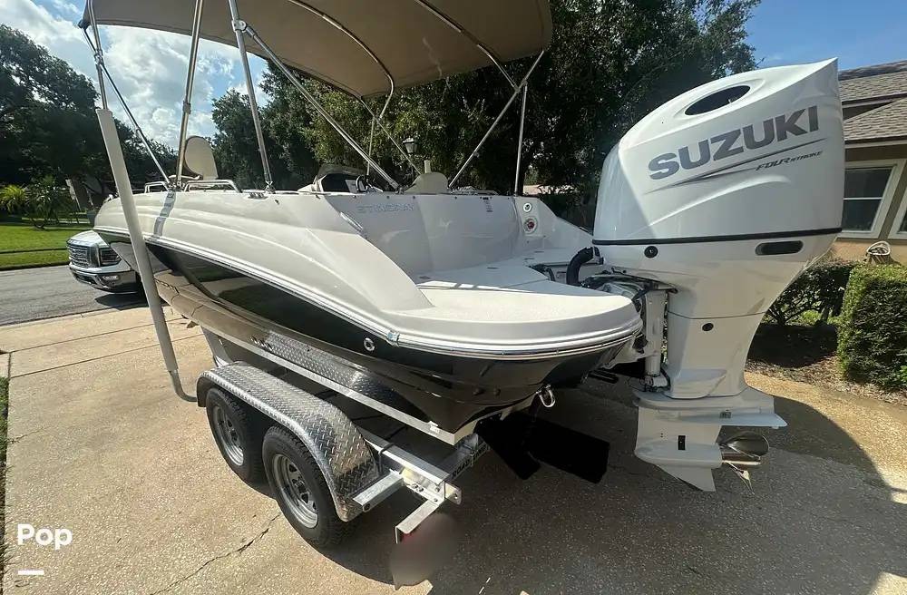 2017 Chaparral 230 Suncoast Deluxe à venda (photo 25)