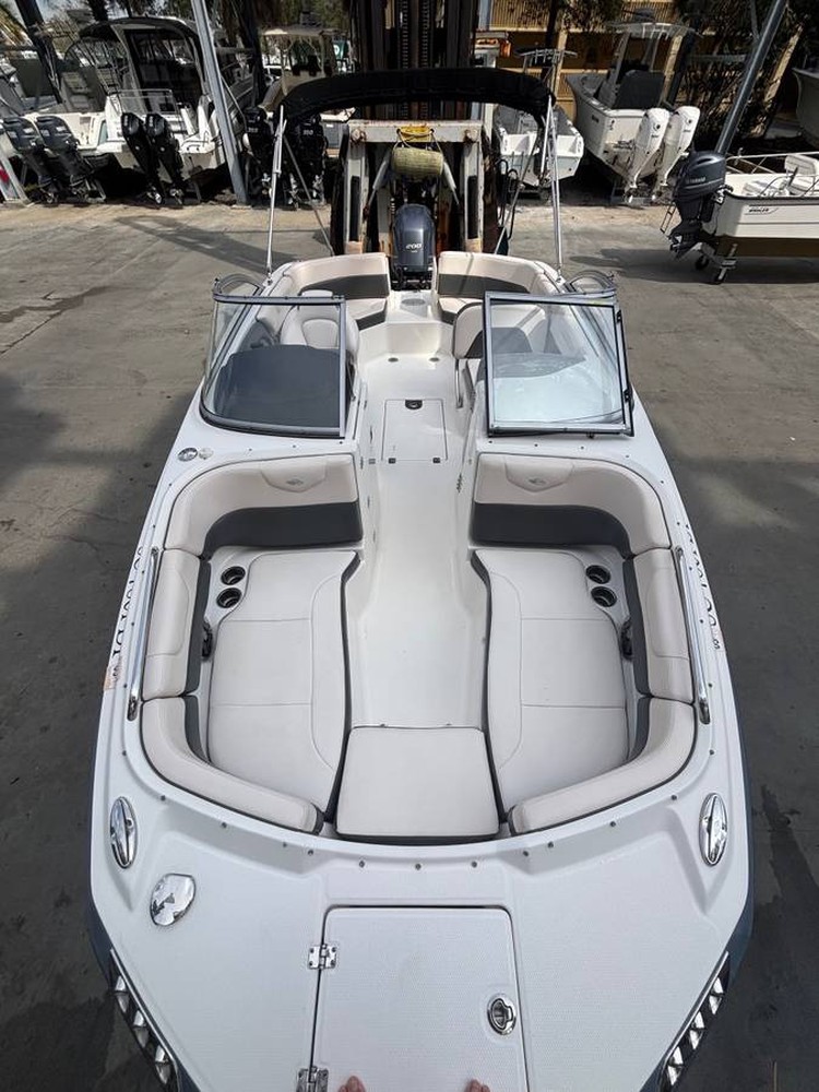 2017 Chaparral 230 Suncoast Deluxe à venda (photo 34)
