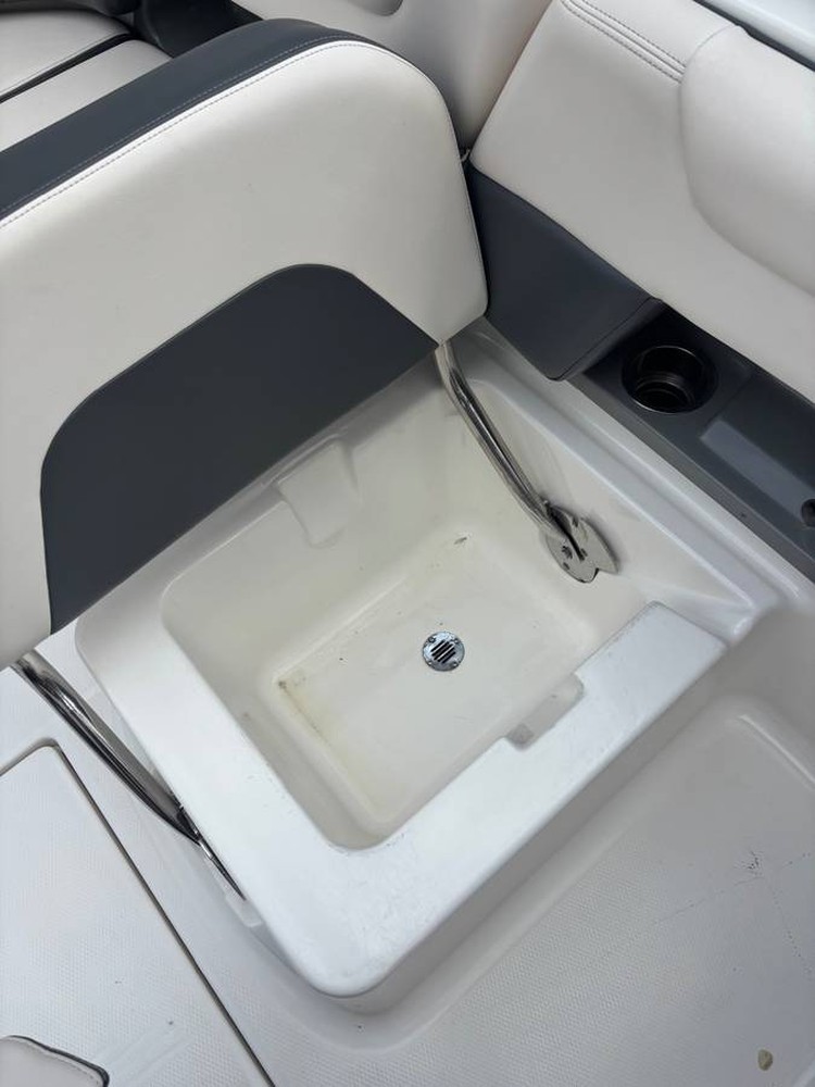 2017 Chaparral 230 Suncoast Deluxe à venda (photo 41)