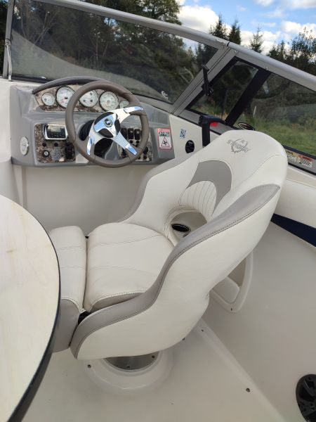 2013 Stingray 208 CR à vendre (photo 18)