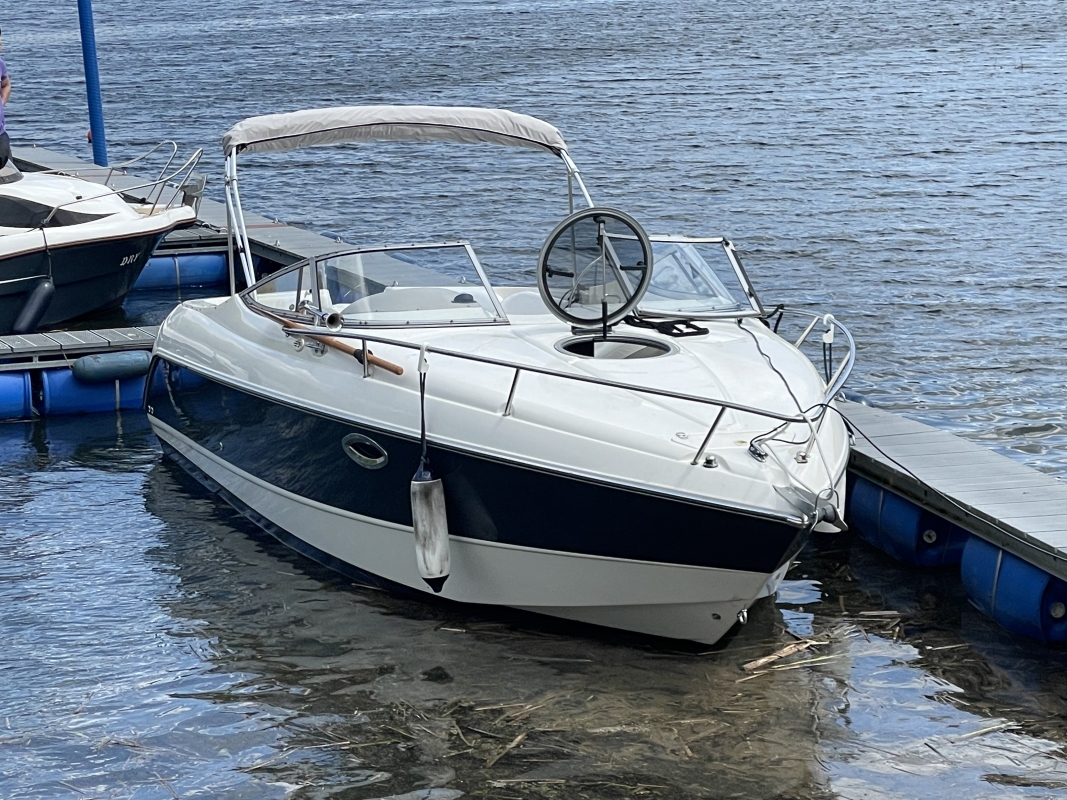 2005 Stingray 240 CR zu verkaufen (photo 2)