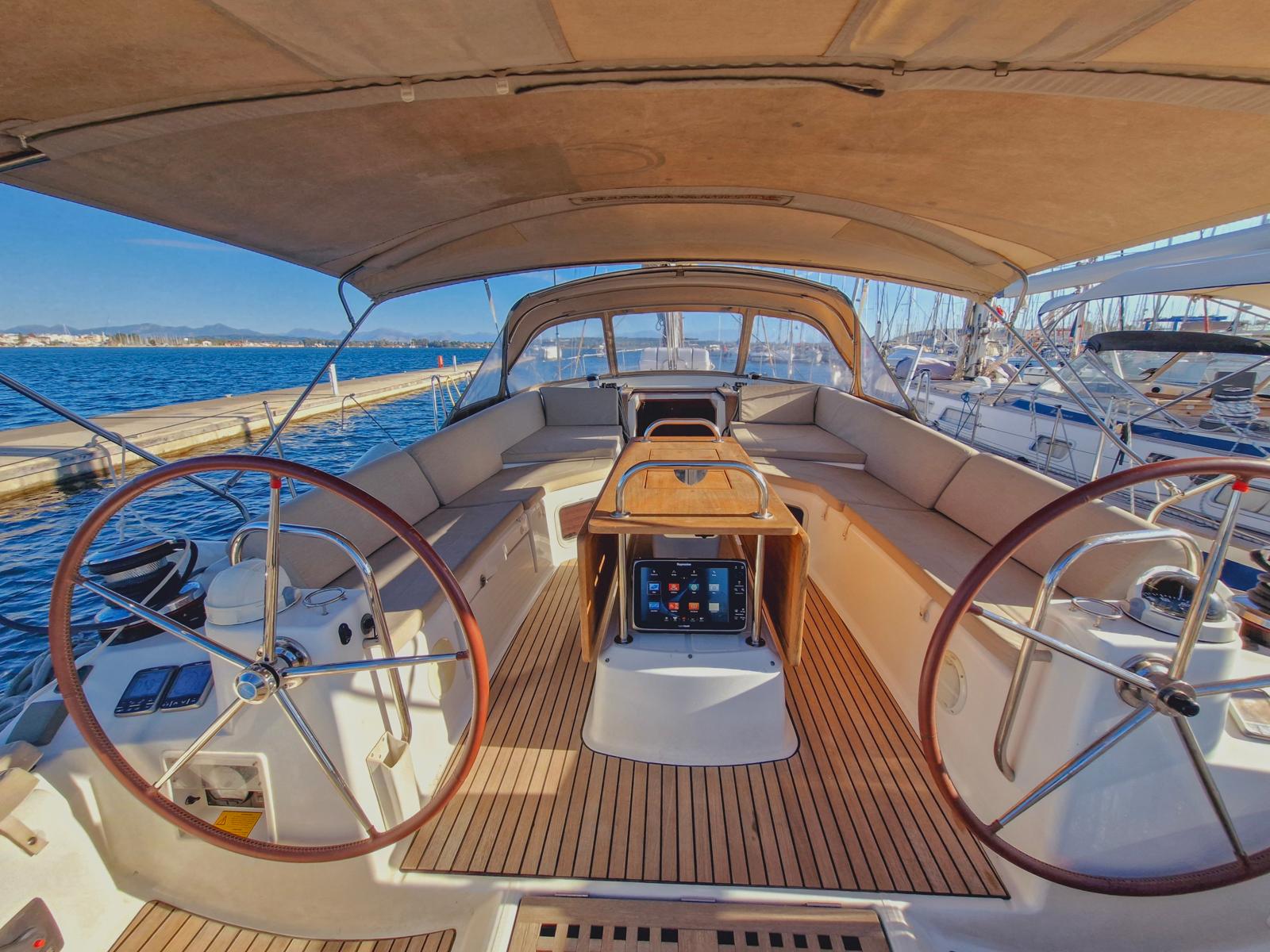 2015 Jeanneau 53 for sale (photo 4)
