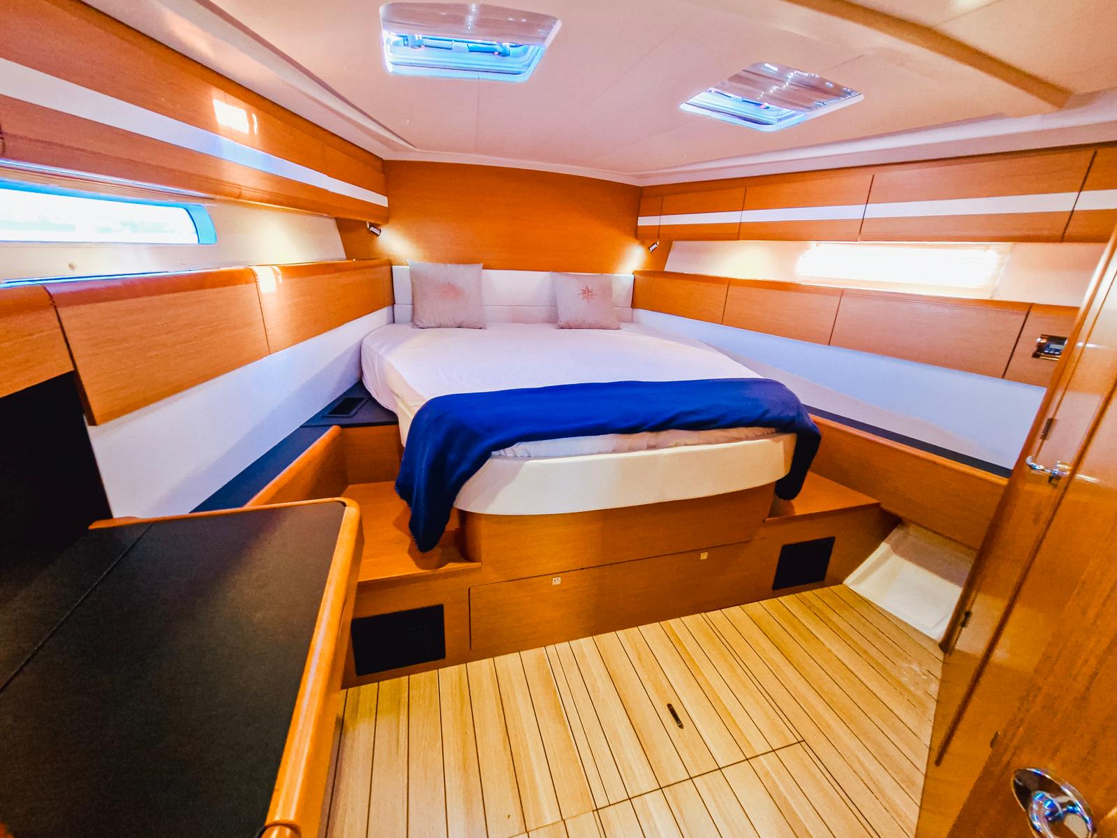 2015 Jeanneau 53 for sale (photo 10)