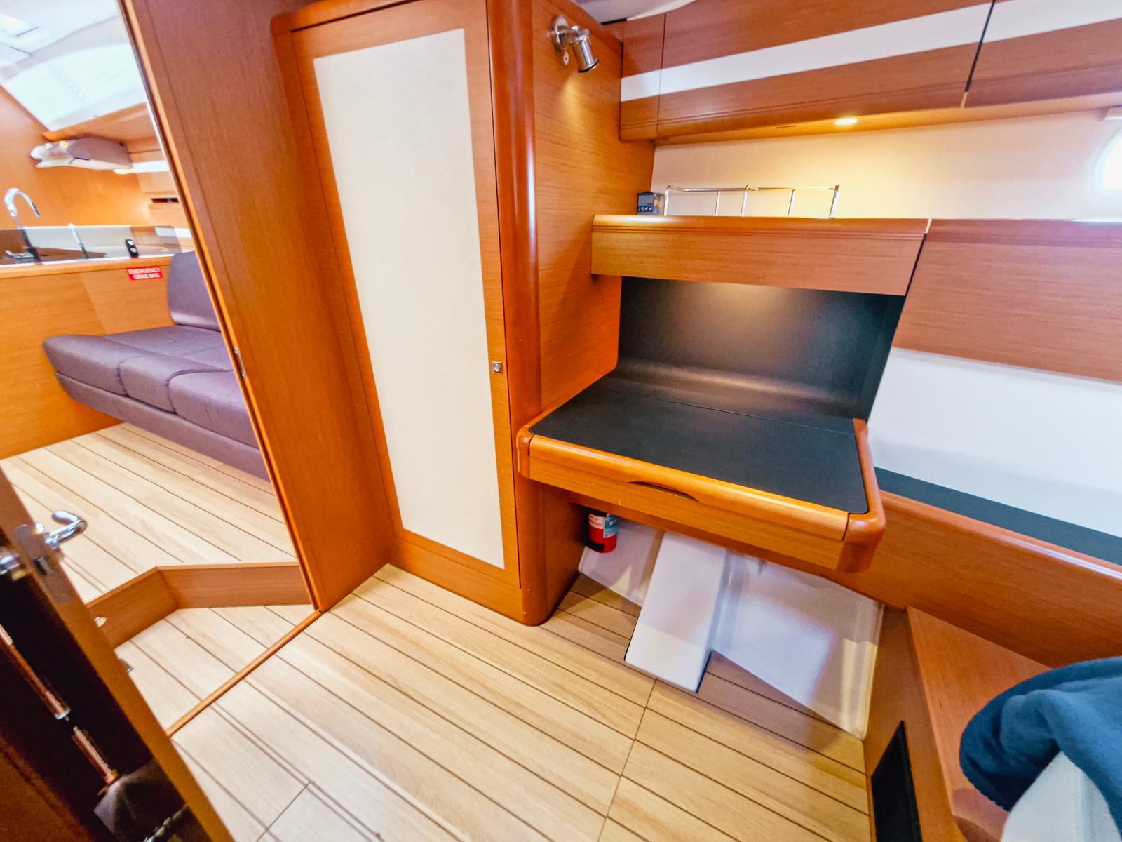 2015 Jeanneau 53 for sale (photo 11)