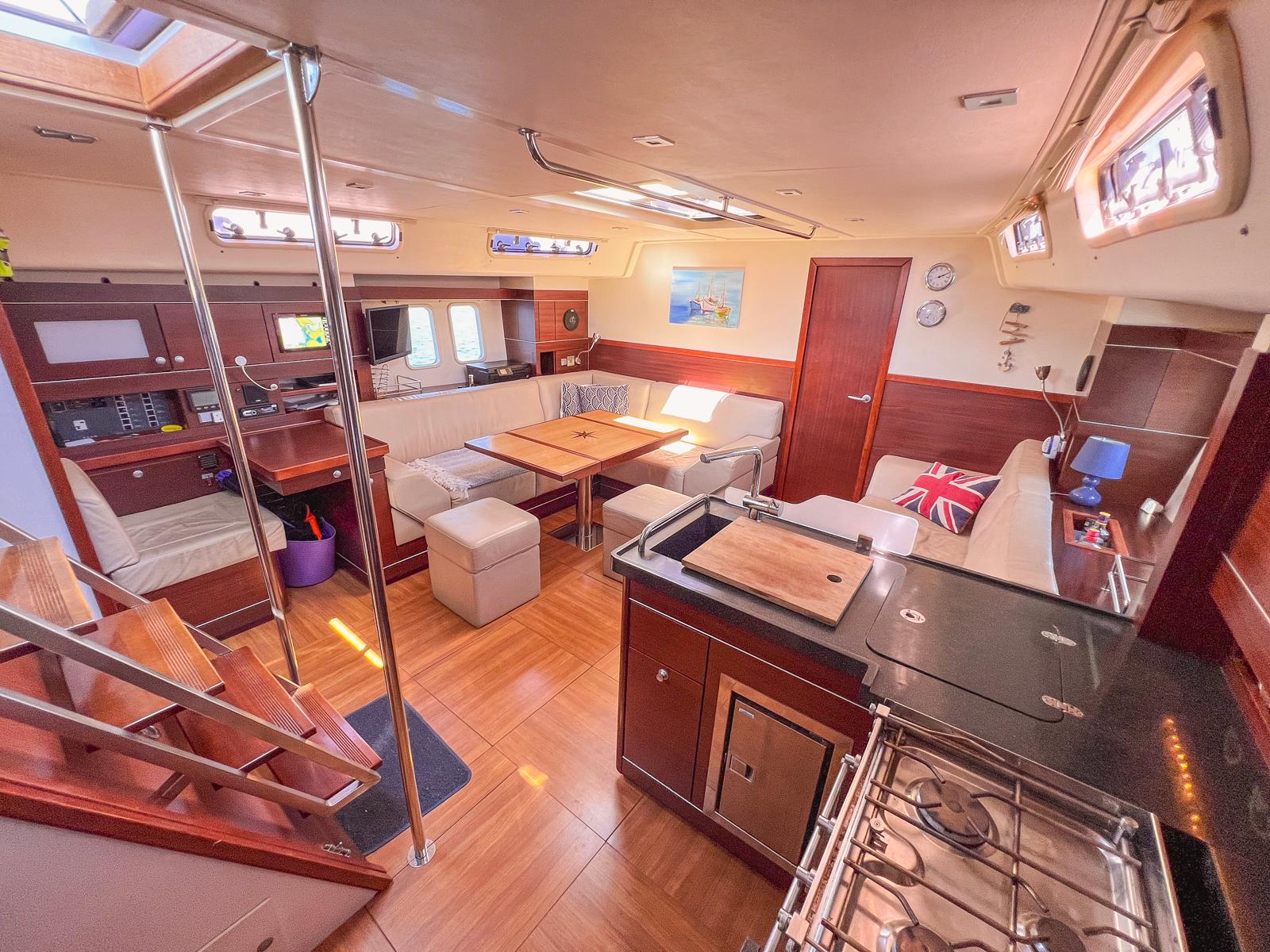 2010 Hanse 545 for sale (photo 5)