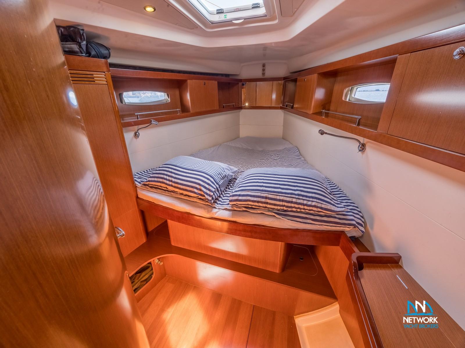 2011 Beneteau Oceanis 46 à vendre (photo 8)