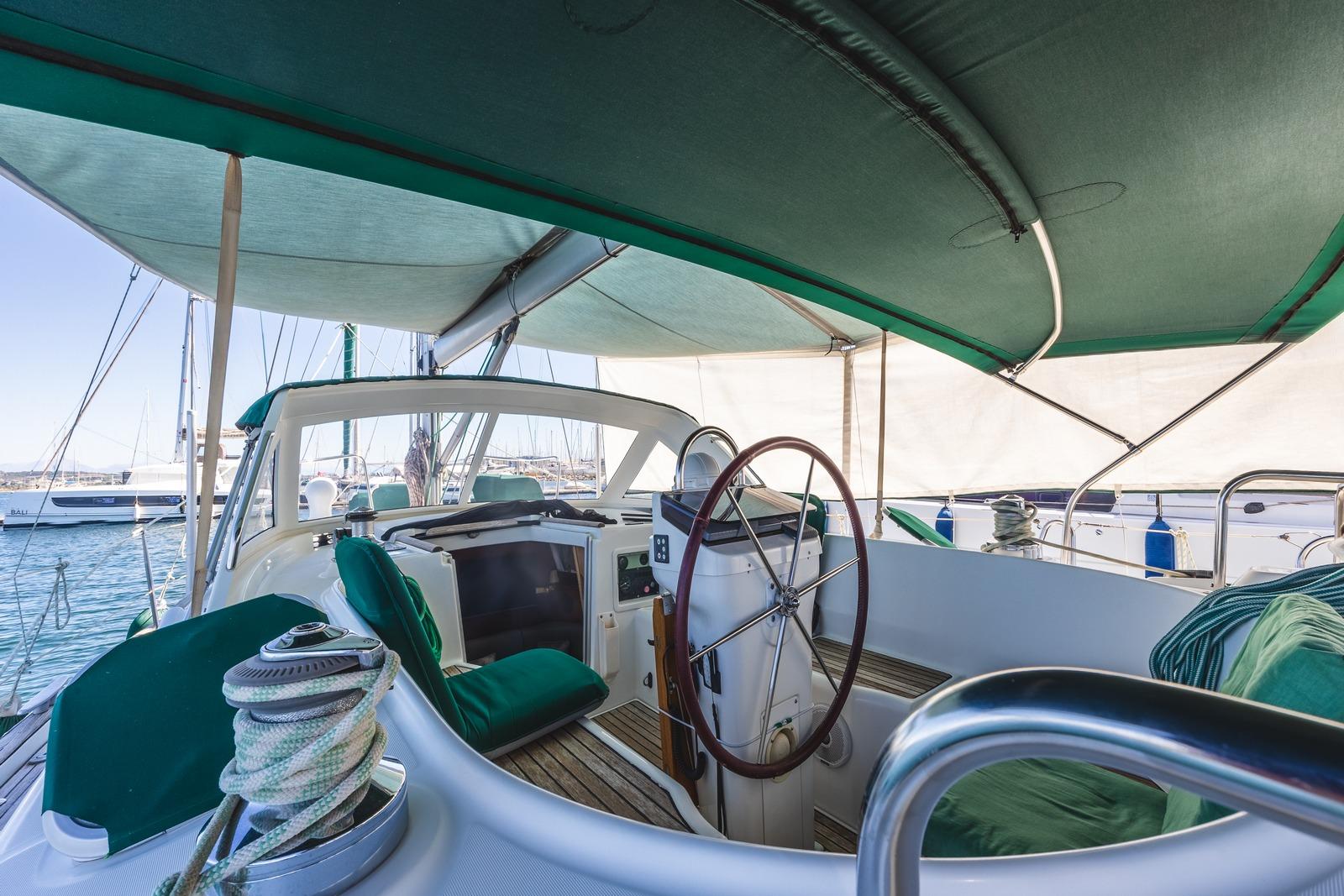 2000 Beneteau Oceanis 40 CC for sale (photo 7)