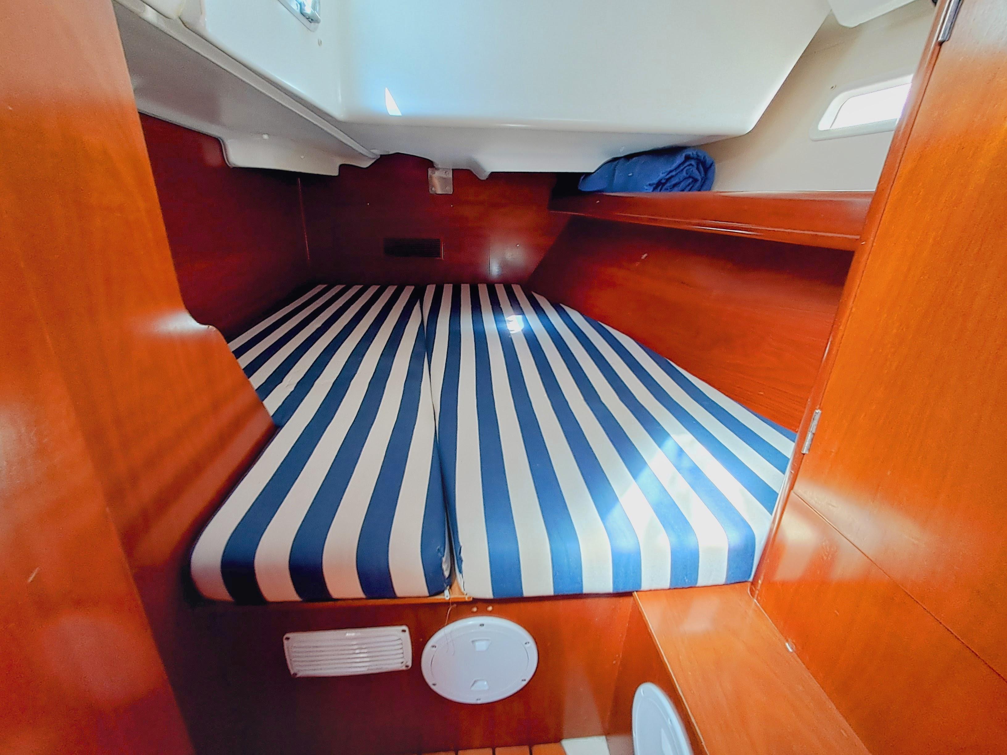 2001 Beneteau Oceanis Clipper 393 zu verkaufen (photo 11)