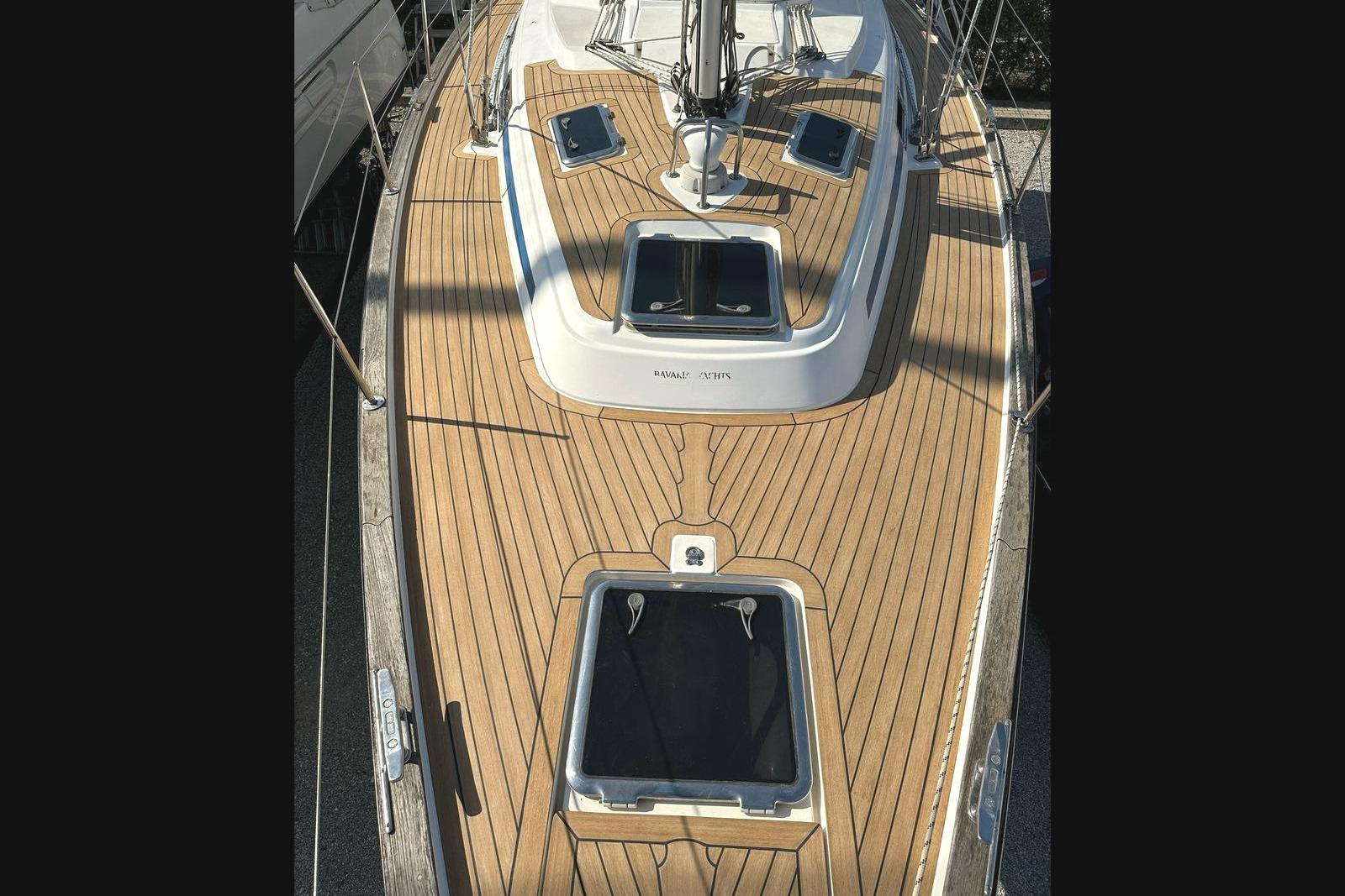 2001 Bavaria 40 Ocean for sale (photo 4)