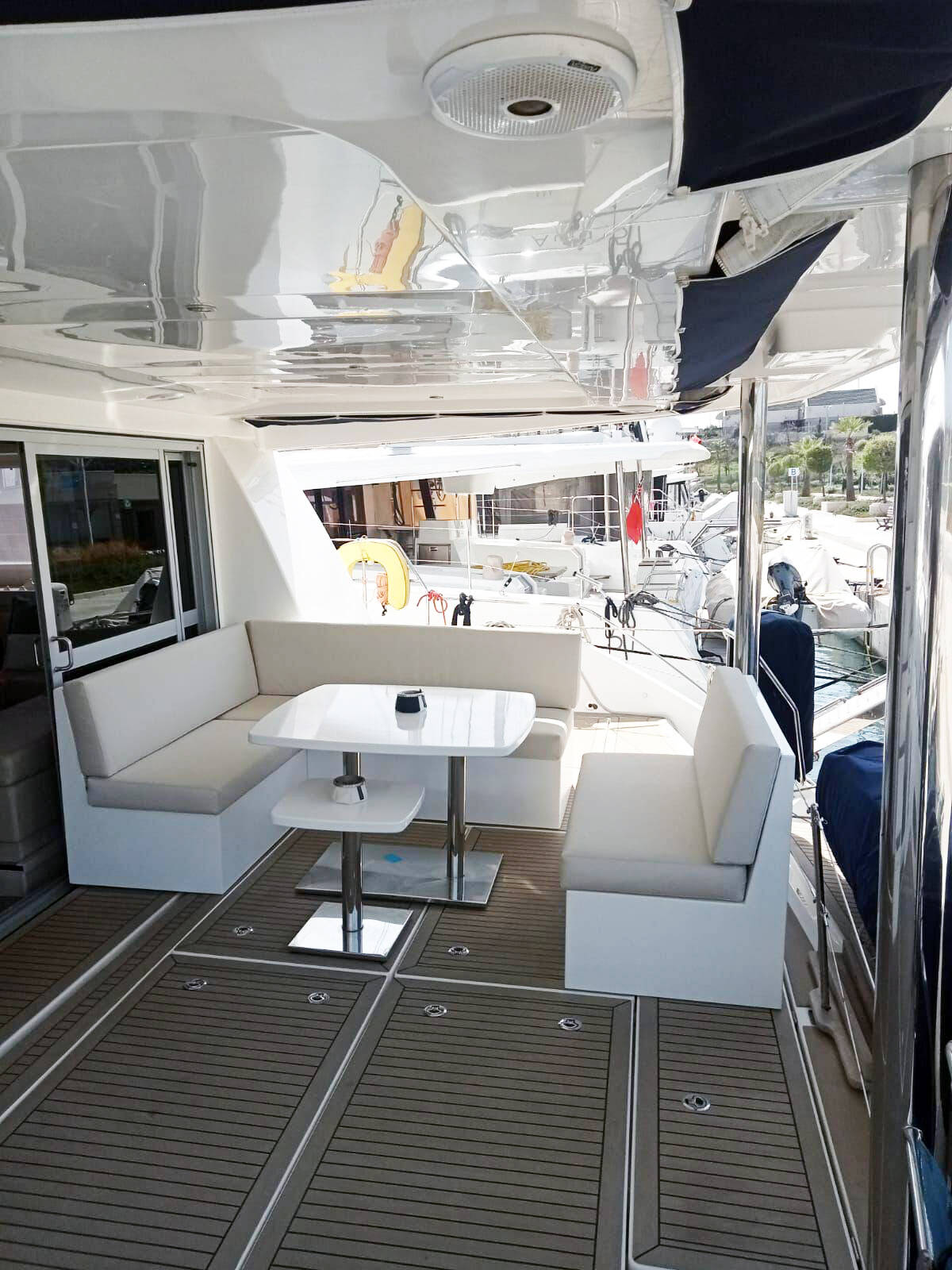 2017 Leopard Catamarans LEOPARD 58 for sale (photo 6)