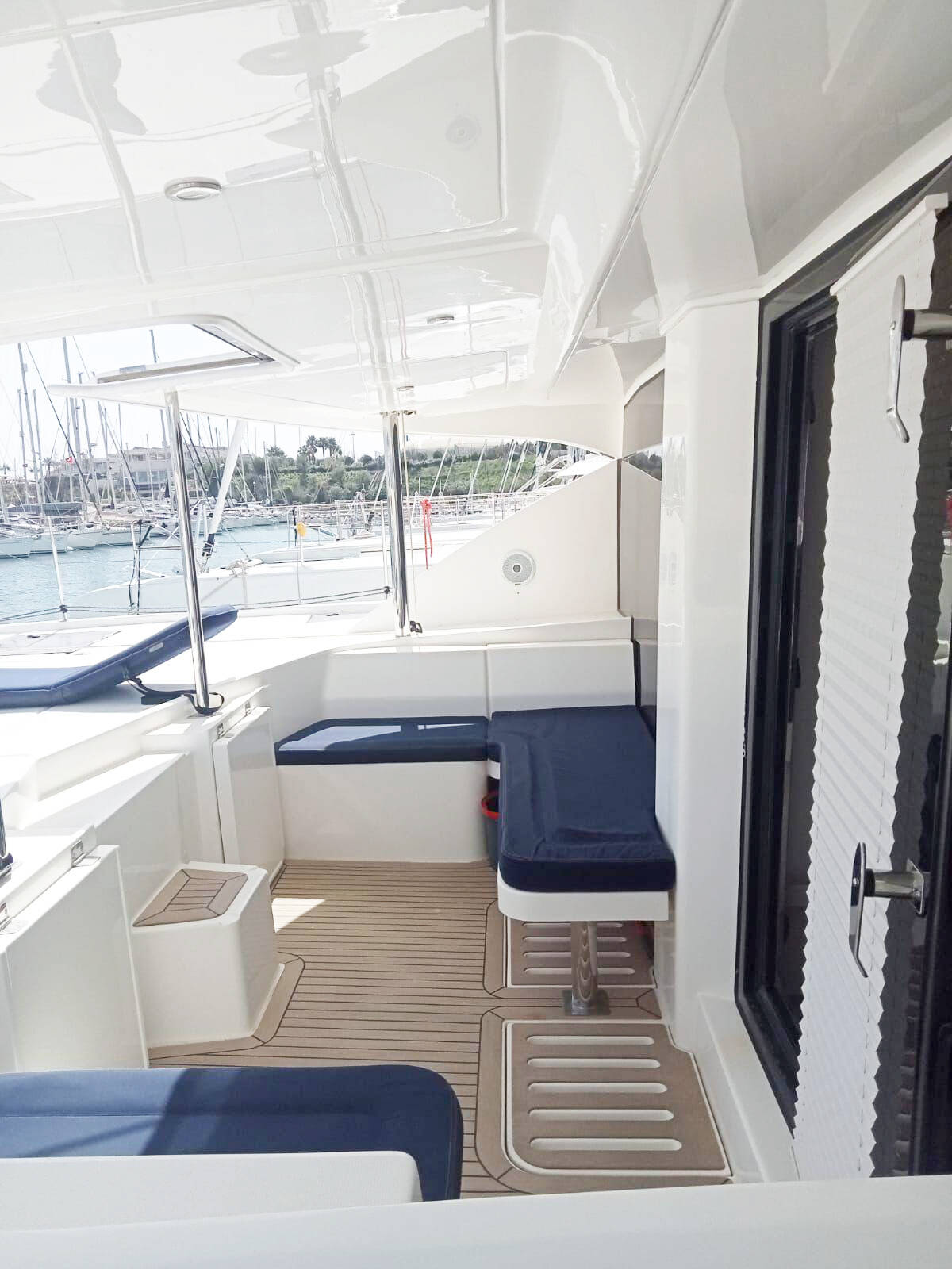 2017 Leopard Catamarans LEOPARD 58 for sale (photo 15)