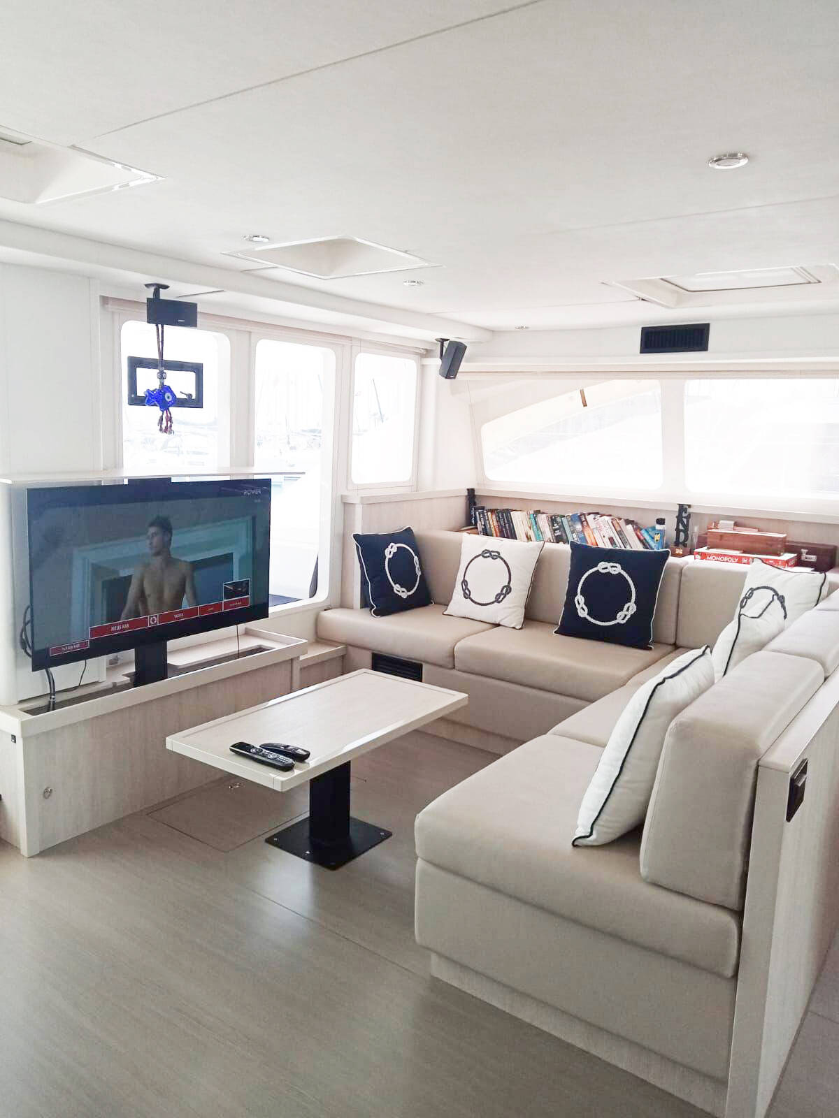 2017 Leopard Catamarans LEOPARD 58 for sale (photo 19)