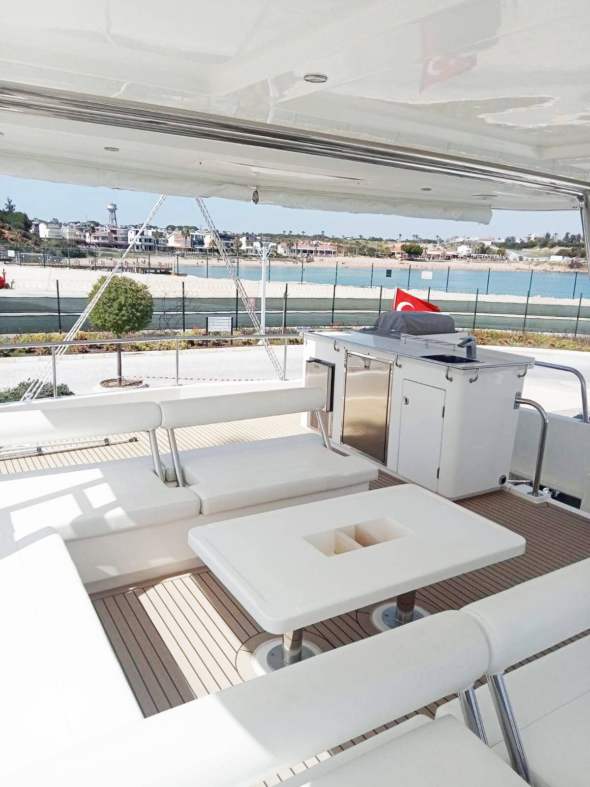 2017 Leopard Catamarans LEOPARD 58 for sale (photo 21)