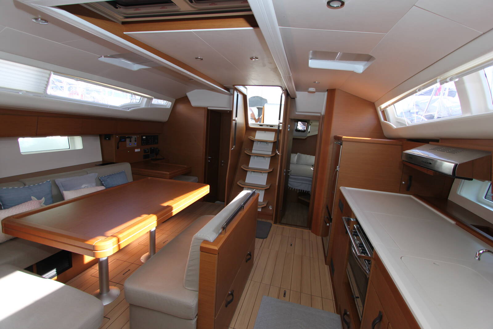 2021 Jeanneau 54 à vendre (photo 10)
