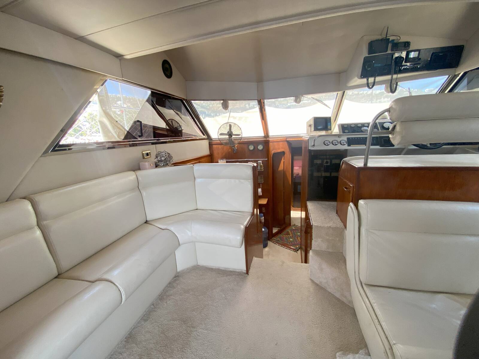 1988 Fairline 55 Fly Bridge for sale (photo 4)