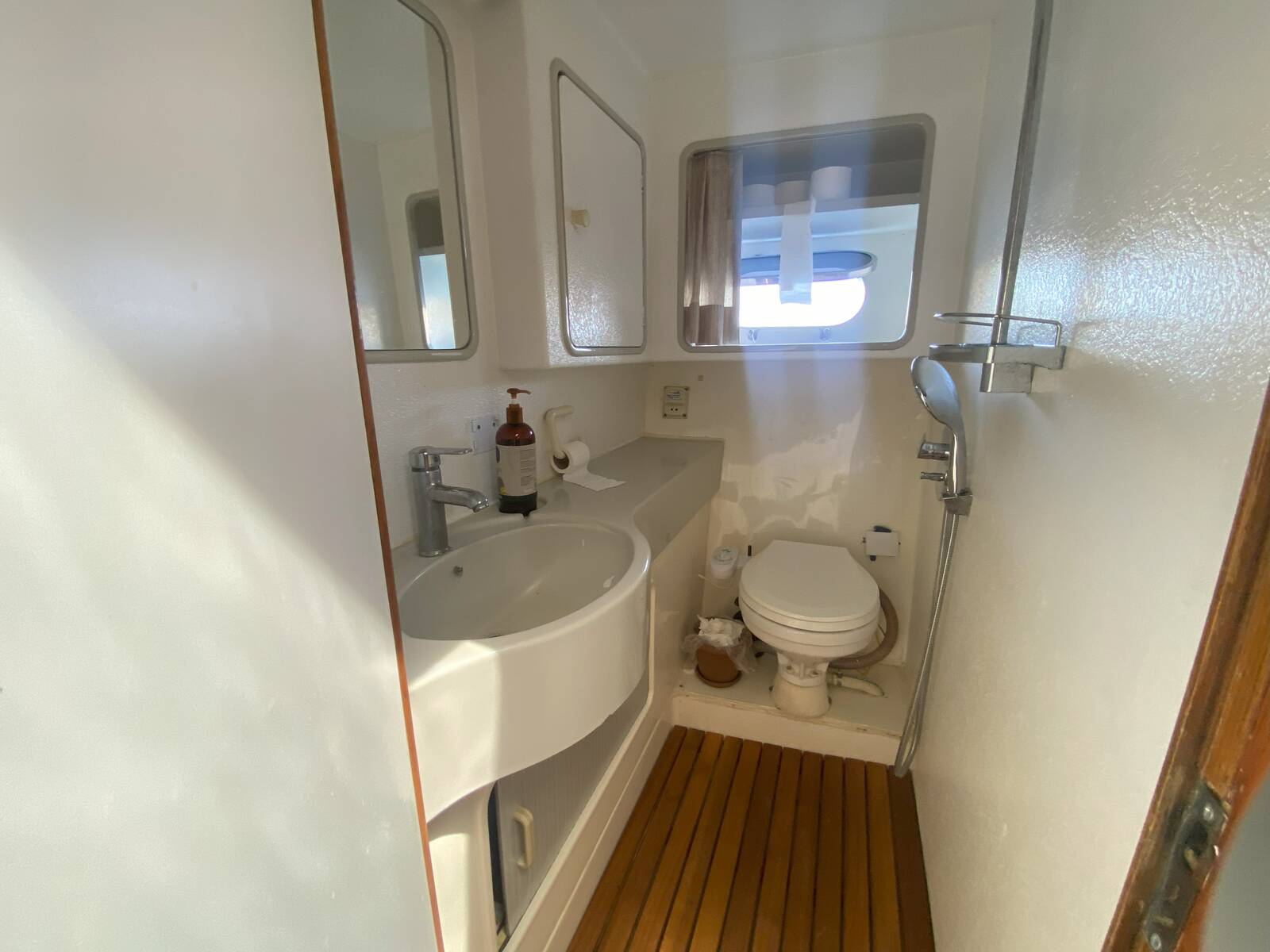 1988 Fairline 55 Fly Bridge for sale (photo 16)