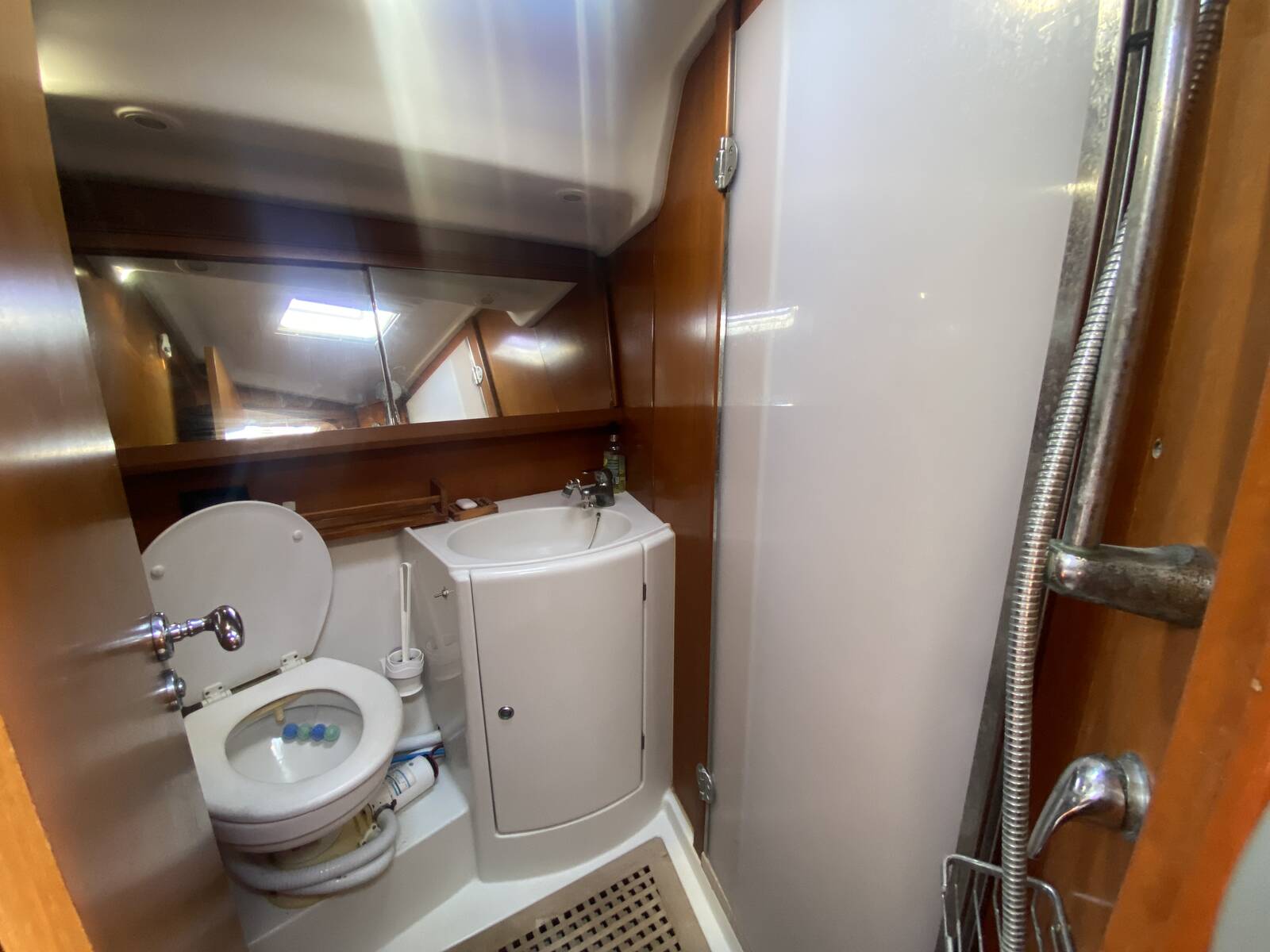 2007 Grand Soleil 43 for sale (photo 24)