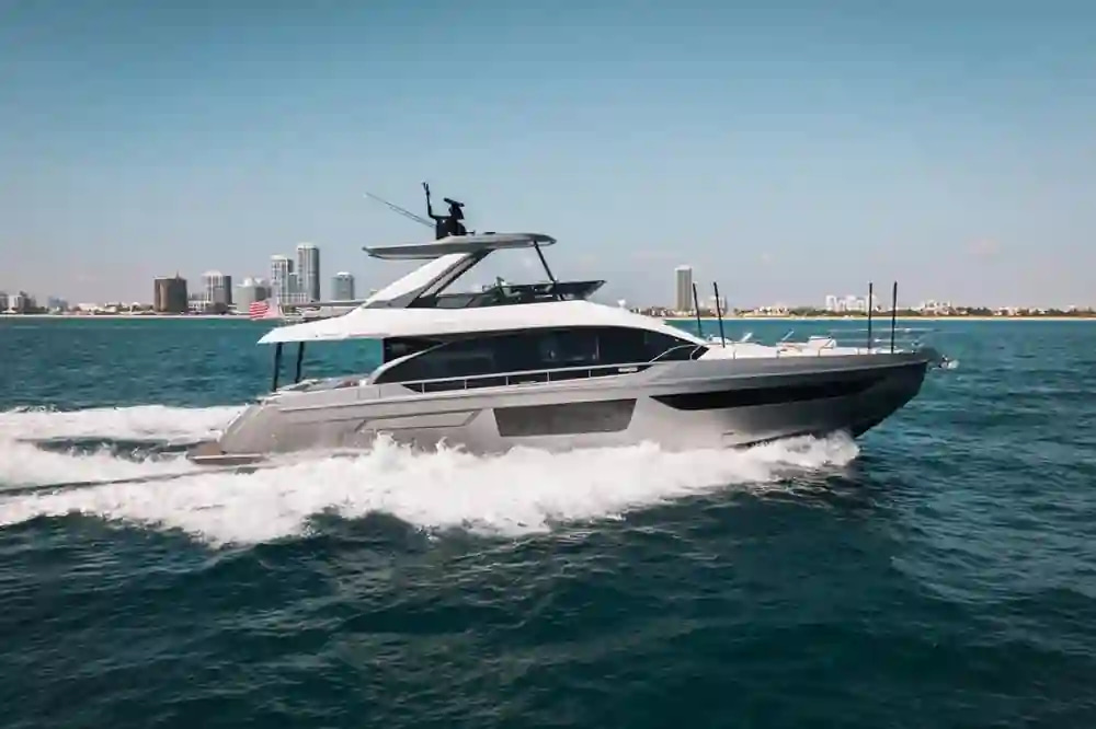 2023 Azimut Fly 68 à vendre (photo 2)