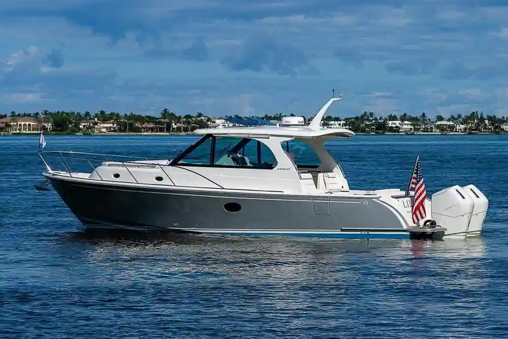 2023 Hinckley Yachts Sport Boat 40X for sale (photo 5)