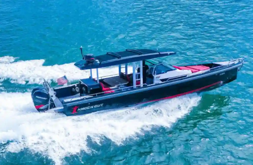 2018 Axopar 37 Sun-Top for sale (photo 2)