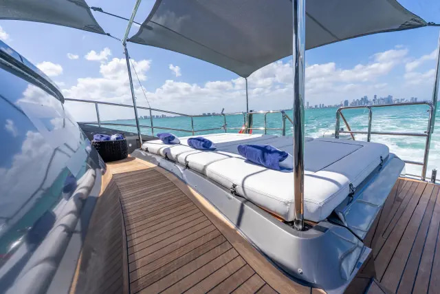2003 Palmer Johnson 120FT for sale (photo 23)