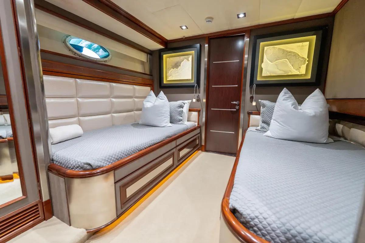 2003 Palmer Johnson 120FT for sale (photo 57)