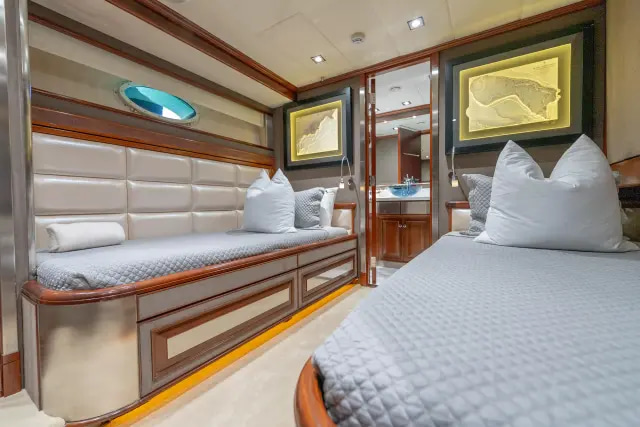 2003 Palmer Johnson 120FT for sale (photo 61)