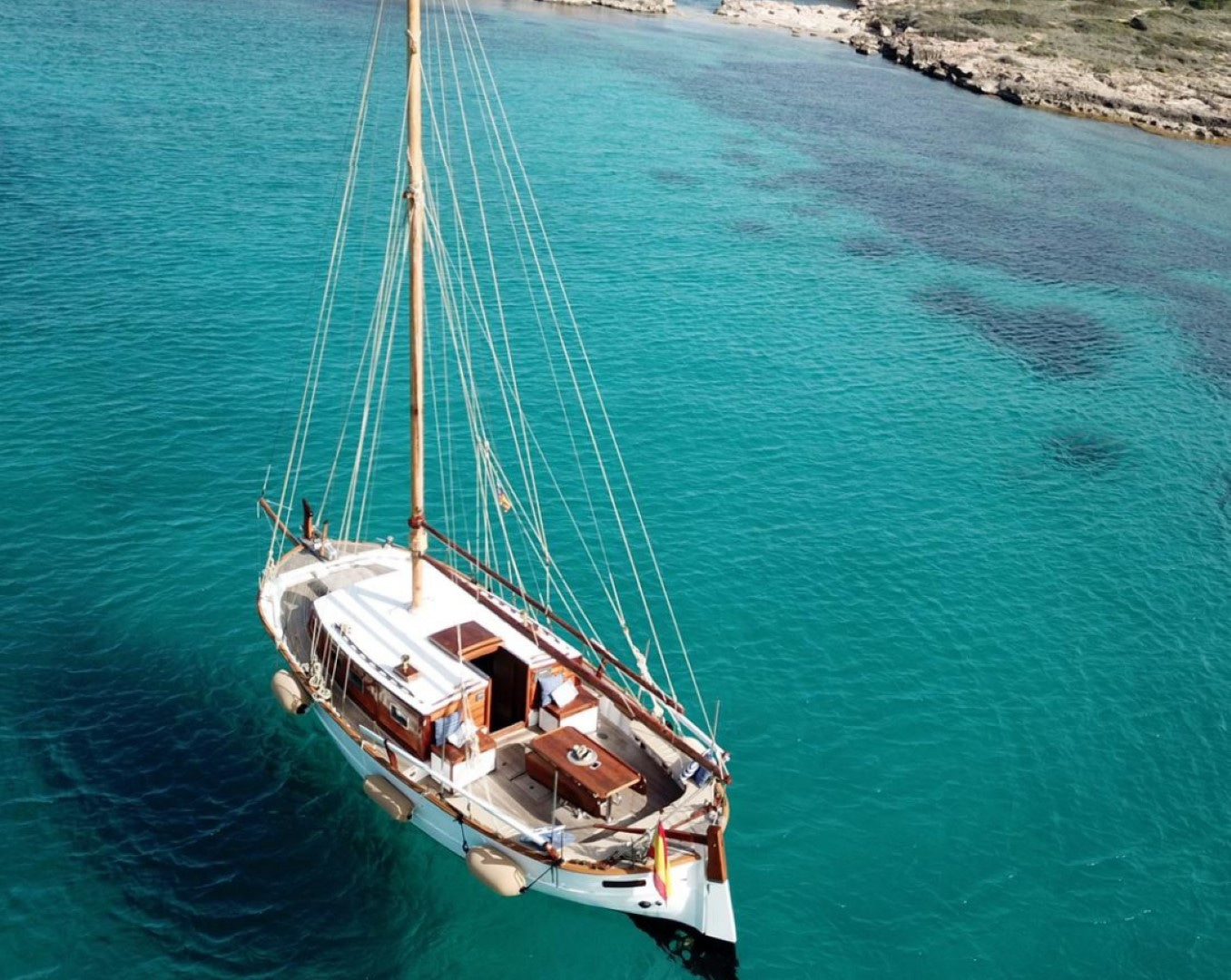 1942 Mestre D'axa Bennassar S'agaró (llaüt) for charter (photo 3)