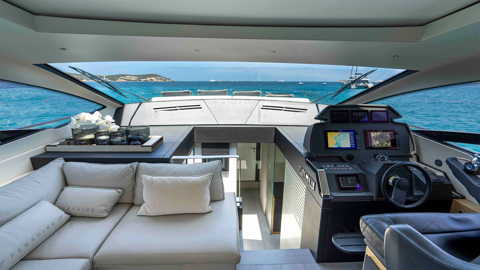 2016 Pershing 70 for sale (photo 4)