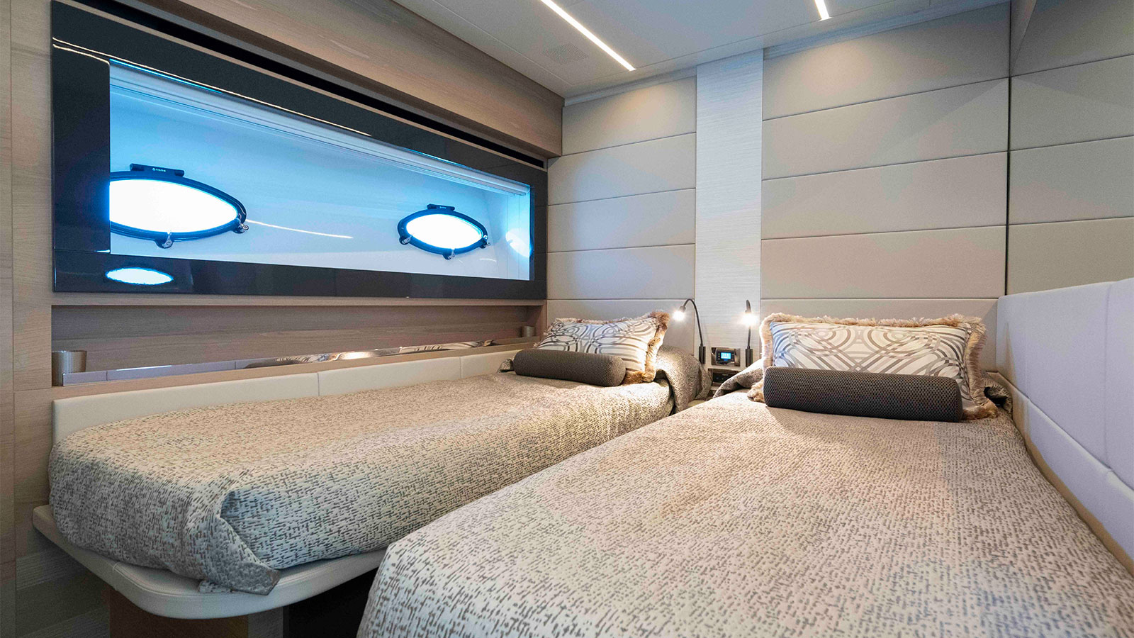 2016 Pershing 70 for sale (photo 9)
