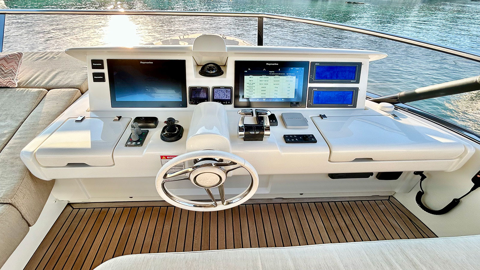 2019 Monte Carlo MCY 76 zu verkaufen (photo 17)
