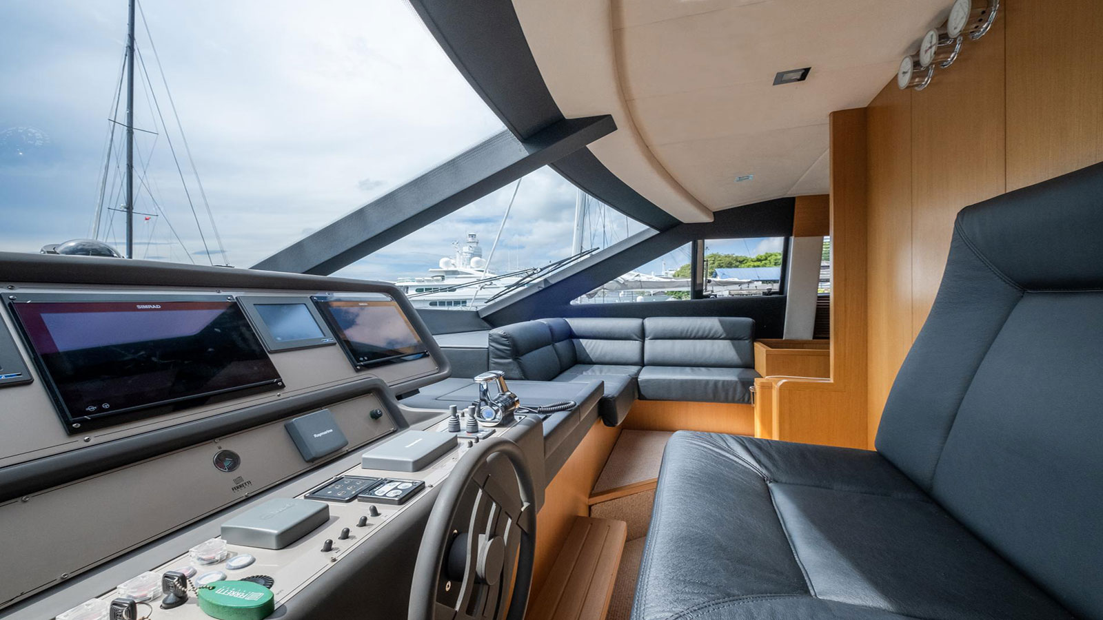 2009 Ferretti 780 à vendre (photo 6)