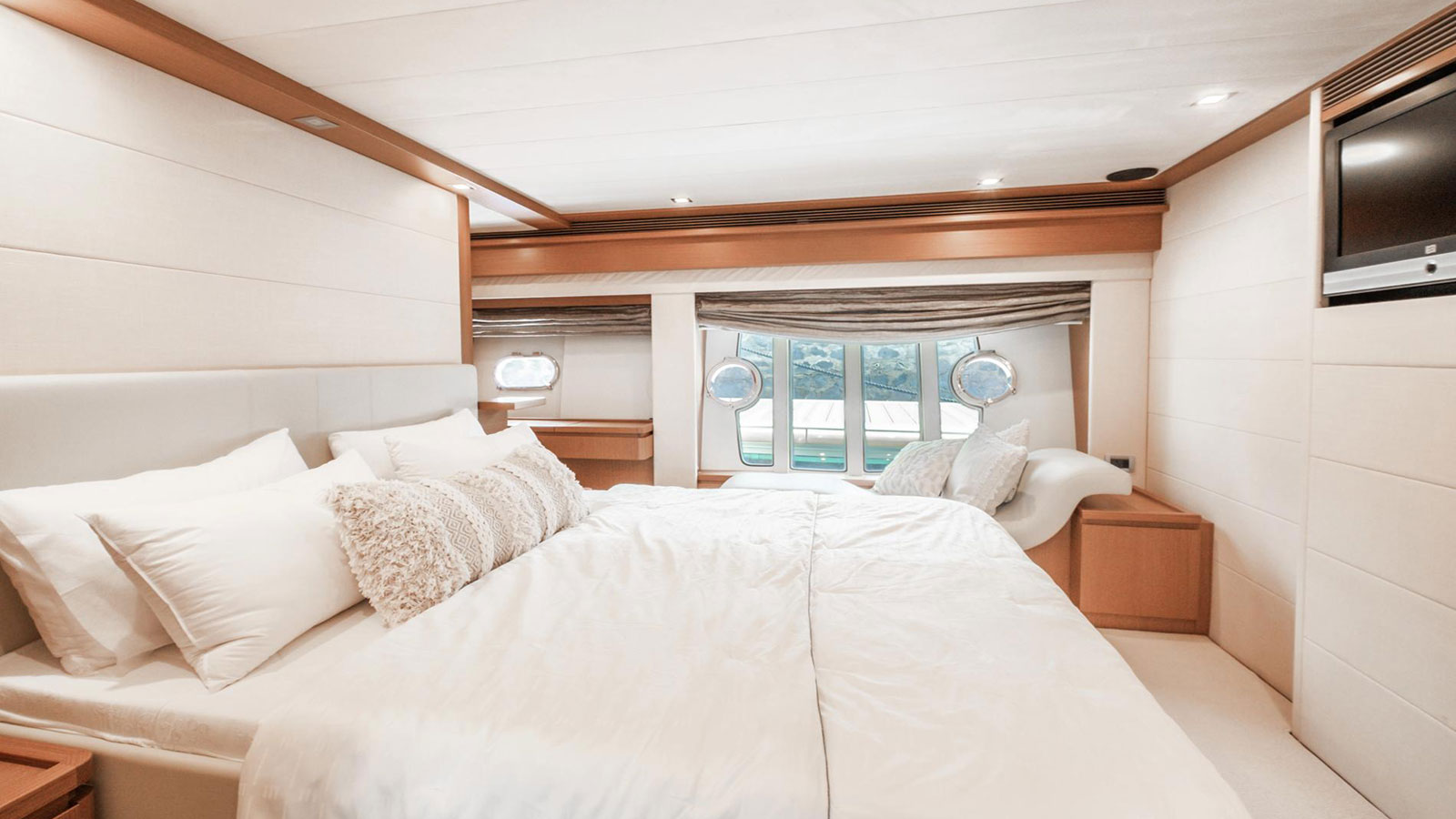 2009 Ferretti 780 à vendre (photo 7)