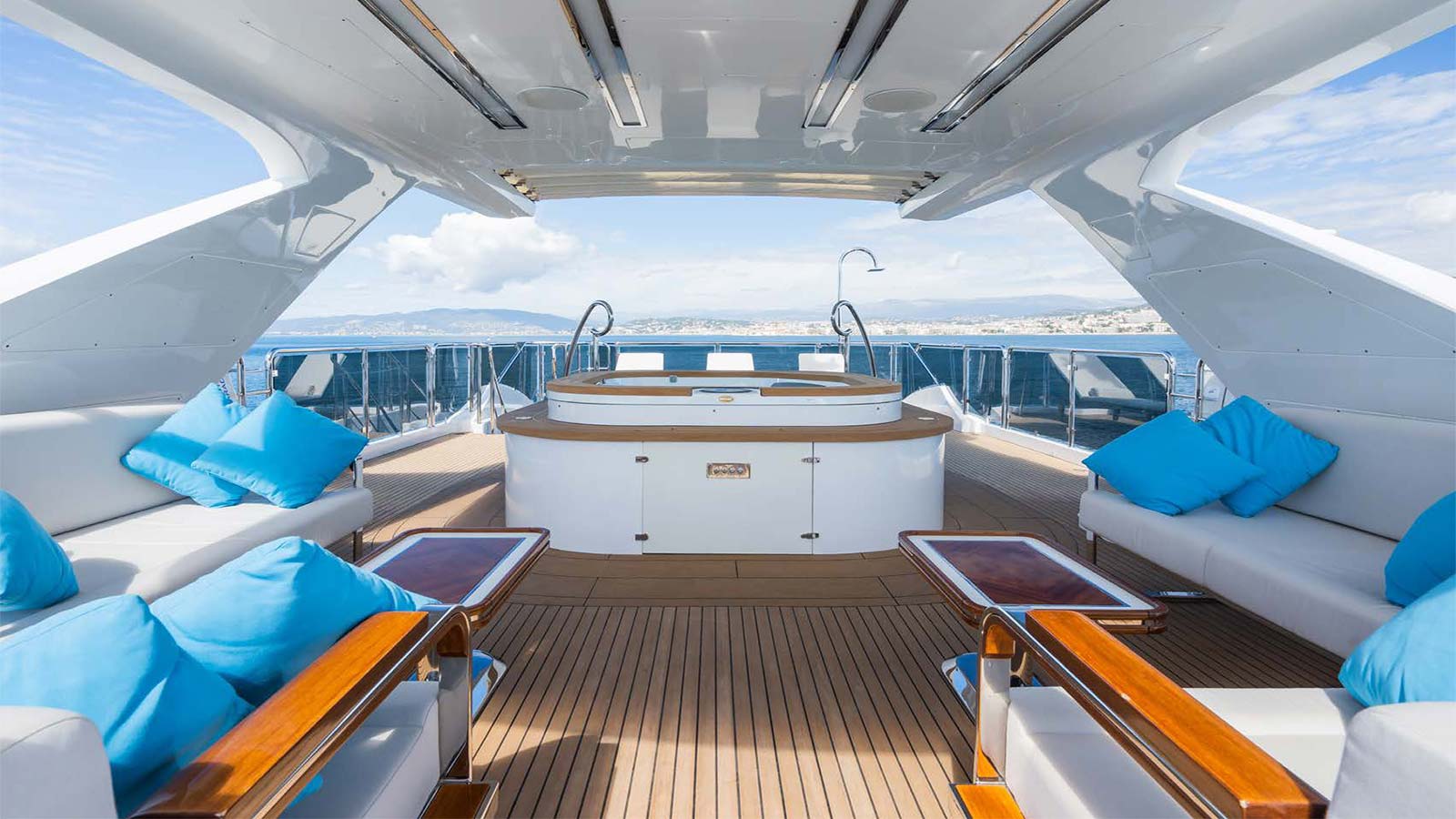 2014 Benetti 108 Tradition te koop (photo 17)