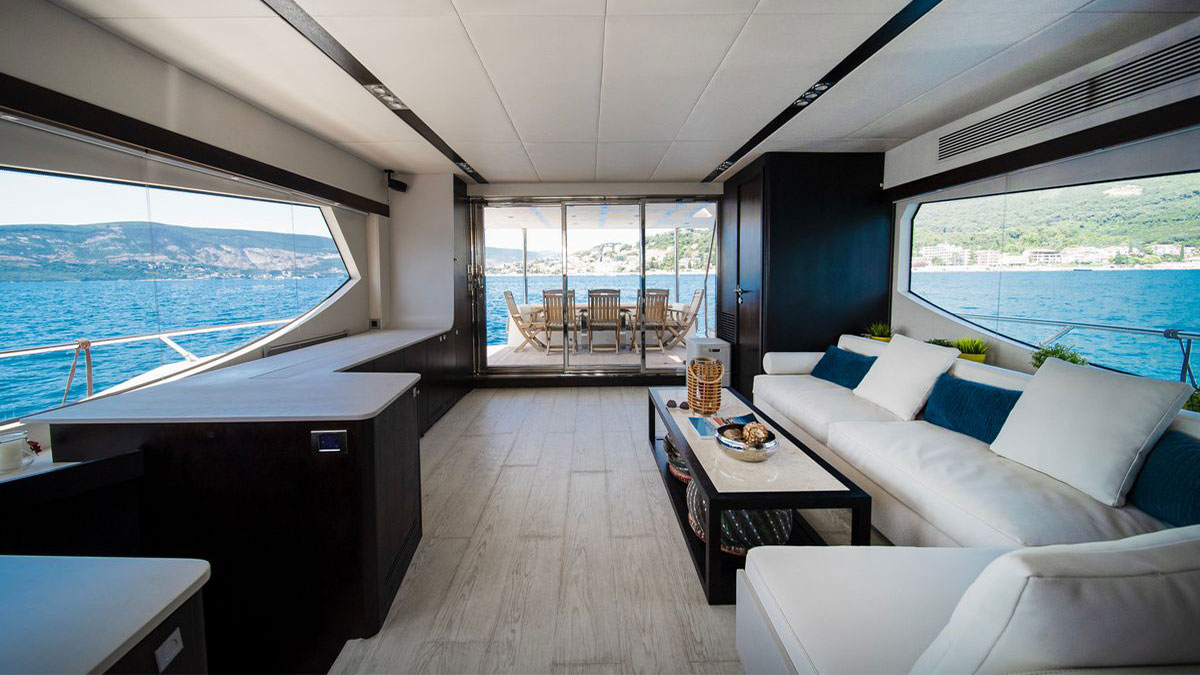 2015 Numarine 78 Flybridge in vendita (photo 2)