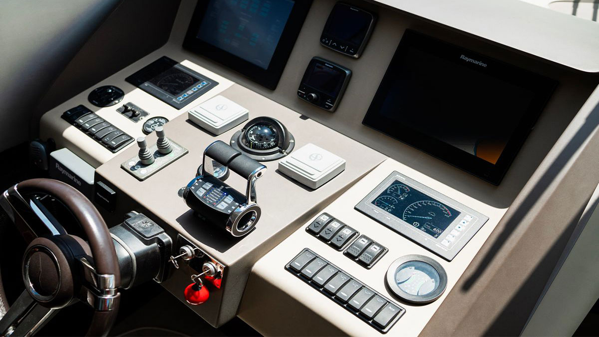 2015 Numarine 78 Flybridge in vendita (photo 9)